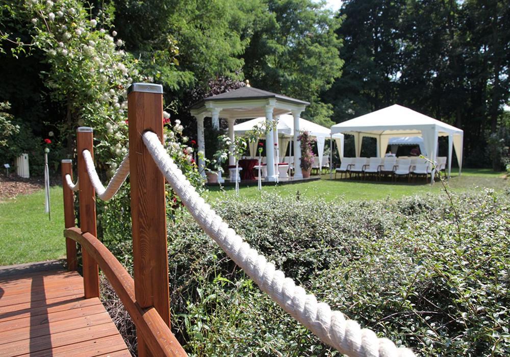 The Lakeside - Burghotel Zu Strausberg Exterior foto